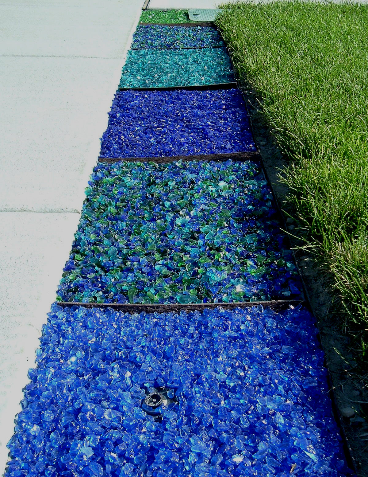 Matte Glass Rocks Solid Color Landscape Glass Rock | BlueStone Supply